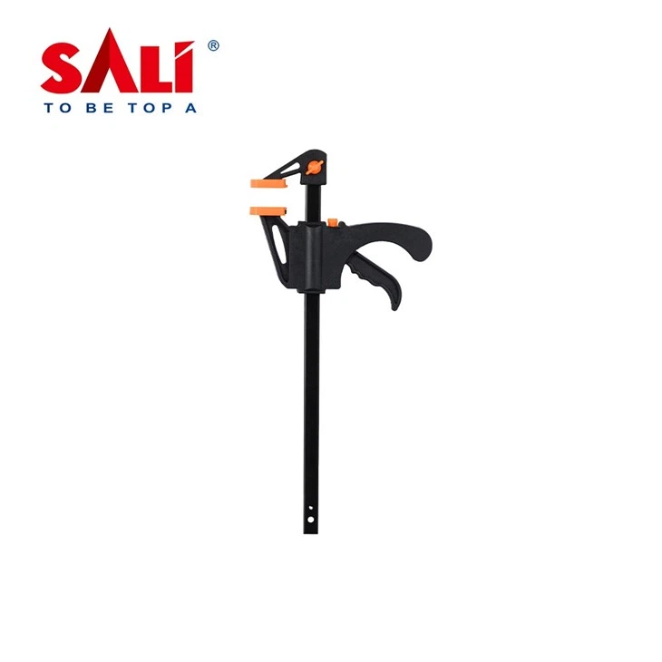 مشابك على طراز F