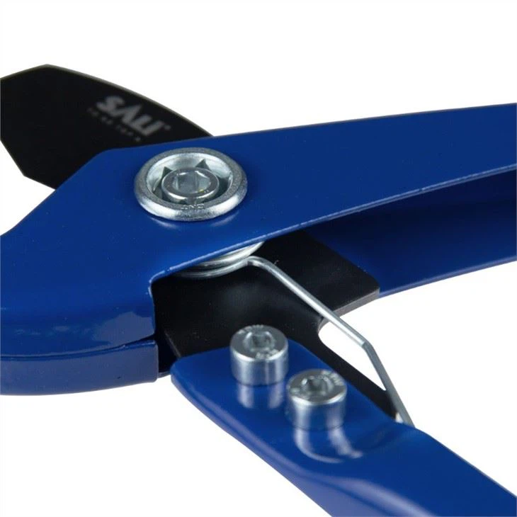 قاطع مواسير PVC من SALI